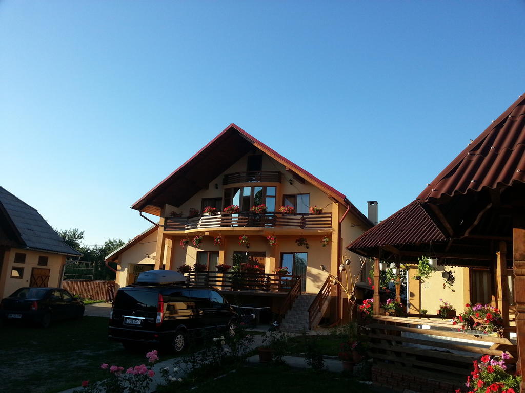 Pensiunea Maramures Ocna Şugatag Extérieur photo