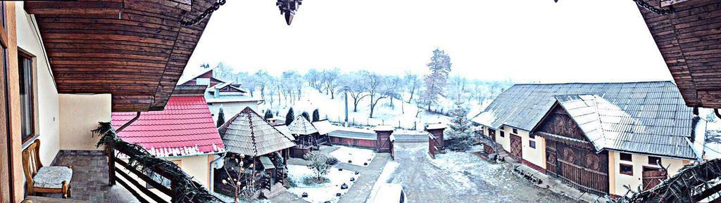 Pensiunea Maramures Ocna Şugatag Extérieur photo